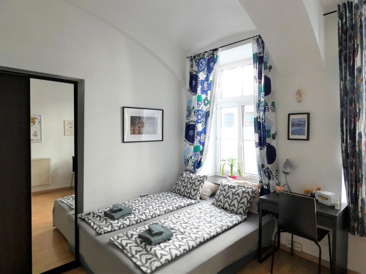 Msq Diana Vienna - 10 Min From City Center - Free Coffee And Tea - High Speed Internet ภายนอก รูปภาพ